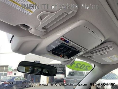 Used 2021 Subaru Forester Premium AWD/4WD image 28