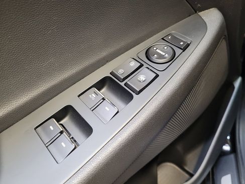 Used 2016 Hyundai Tucson Limited FWD image 27
