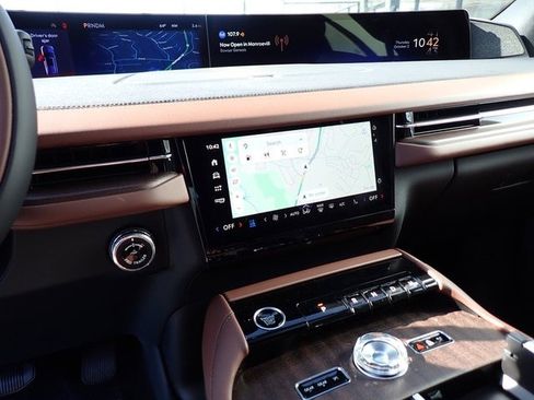 New 2025 Lincoln Navigator L Reserve image 22