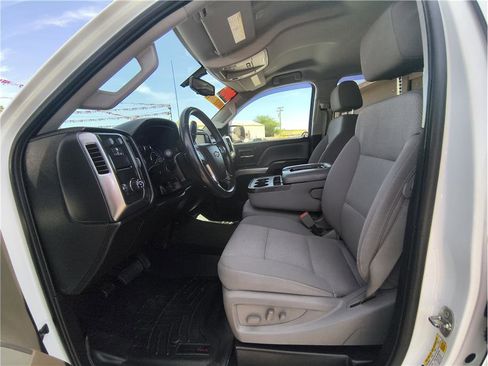 Used 2015 Chevrolet Silverado 2500 LT w/ LT Convenience Package RWD image 9
