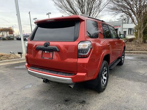 Certified 2022 Toyota 4Runner TRD Off-Road Premium image 8