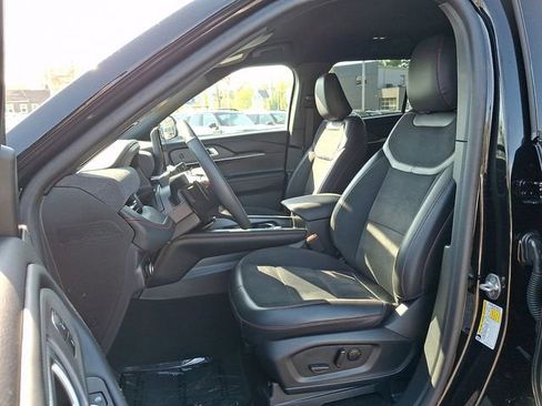 Used 2025 Ford Explorer ST AWD/4WD image 18