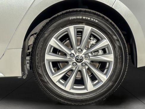 Certified 2023 Toyota Corolla SE image 25