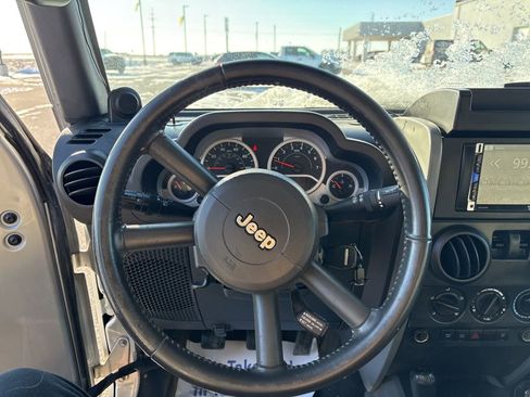 Used 2008 Jeep Wrangler Rubicon w/ PWR Convenience Group image 19