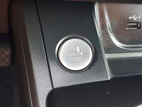 Used 2020 Audi A4 2.0T Premium w/ Convenience Package image 38