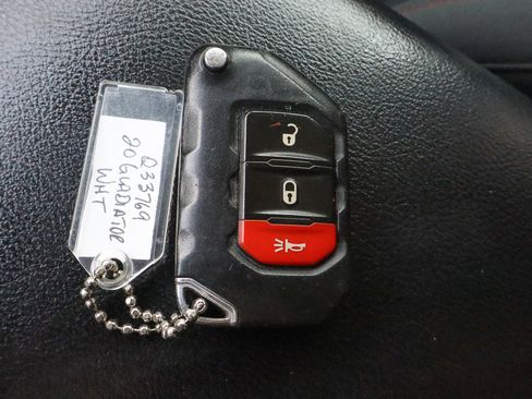 Used 2020 Jeep Gladiator Rubicon image 36