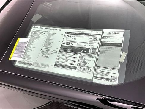 New 2025 Jeep Grand Cherokee L Altitude image 13