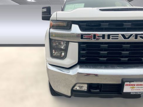 Used 2022 Chevrolet Silverado 3500 LT w/ Convenience Package image 16