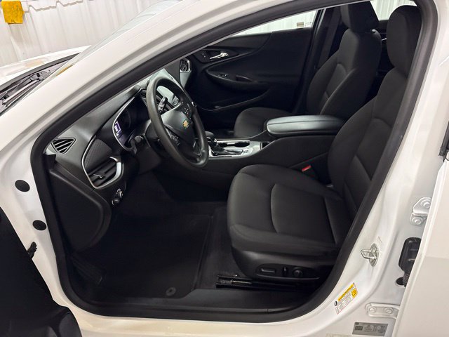 Used 2023 Chevrolet Malibu LT FWD image 24