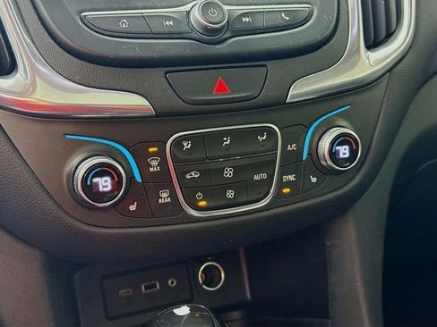 Used 2021 Chevrolet Equinox LT image 15