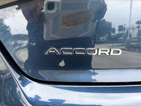 Used 2025 Honda Accord SE image 10