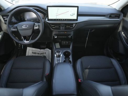 Used 2025 Ford Escape SE image 20