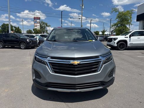 Used 2024 Chevrolet Equinox LT w/ LPO, Floor Liner Package FWD image 2