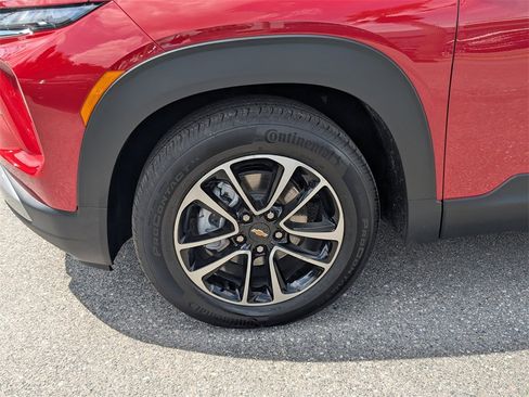Certified 2026 Chevrolet TrailBlazer LT w/ Convenience Package image 10