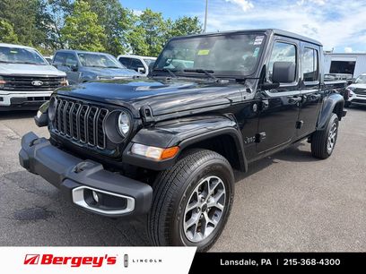 Used 2024 Jeep Gladiator Sport