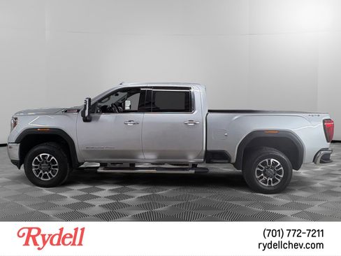 Used 2023 GMC Sierra 2500 SLT AWD/4WD image 2