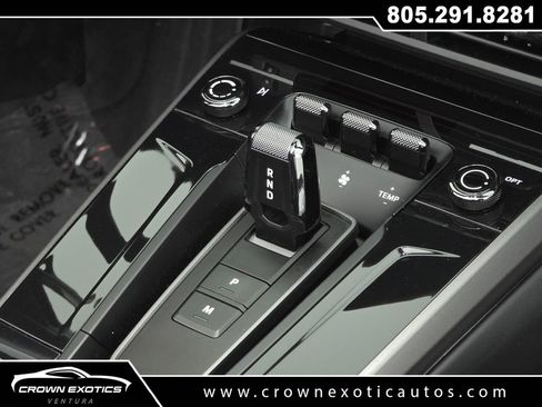 Used 2025 Porsche 911 Carrera w/ Premium Package RWD image 38