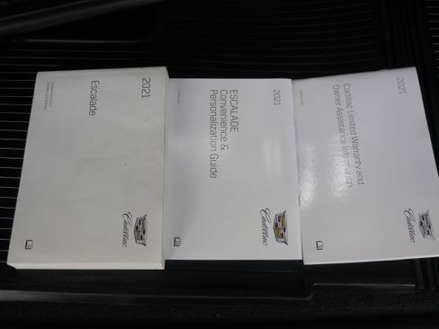 Used 2021 Cadillac Escalade Sport w/ Driver Assist Tech Package image 32