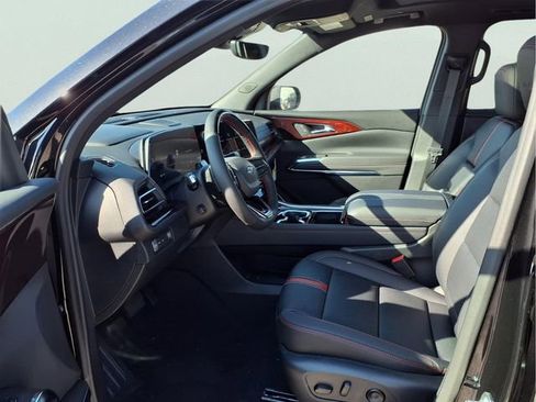 New 2026 Chevrolet Traverse RS image 17