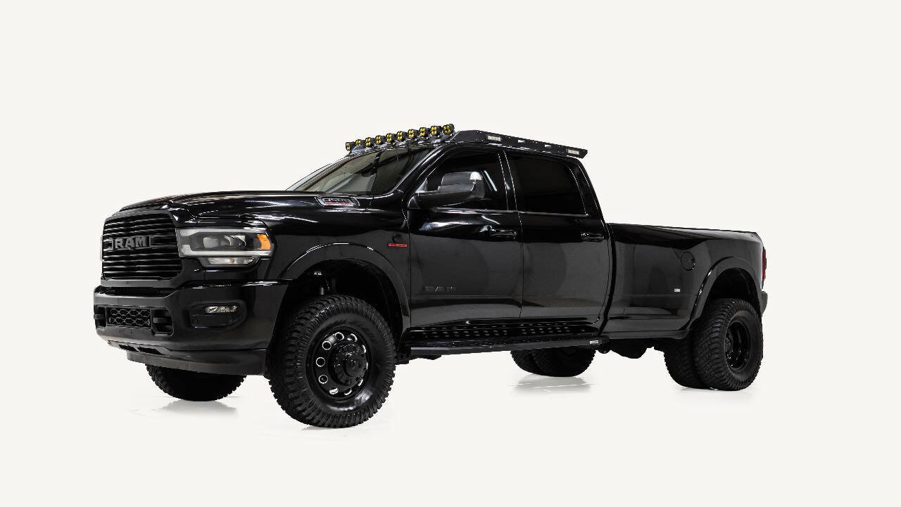 Used 2020 RAM 3500 Laramie w/ Night Edition AWD/4WD image 2