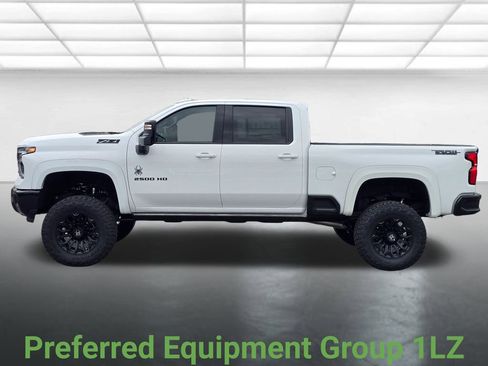 New 2025 Chevrolet Silverado 2500 LTZ w/ Trail Boss Package AWD/4WD image 23