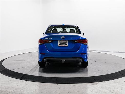 Used 2020 Nissan Sentra SR w/ Premium Package image 9