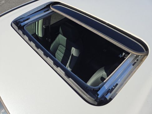 Certified 2023 Honda CR-V EX-L image 4