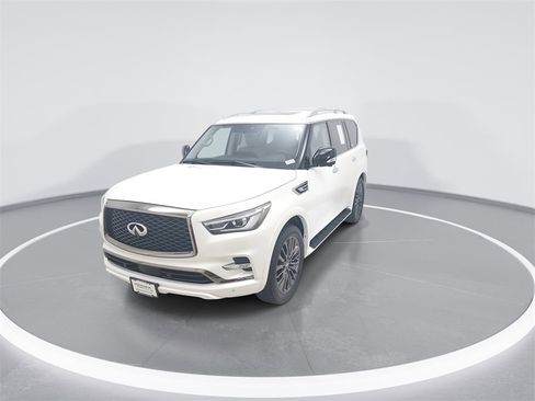 Used 2024 INFINITI QX80 Premium Select w/ Cargo Package image 3