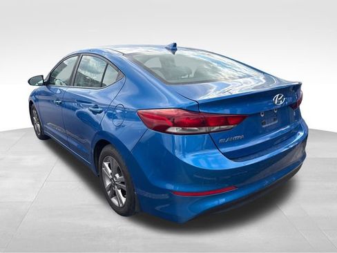 Used 2018 Hyundai Elantra Value Edition FWD image 5