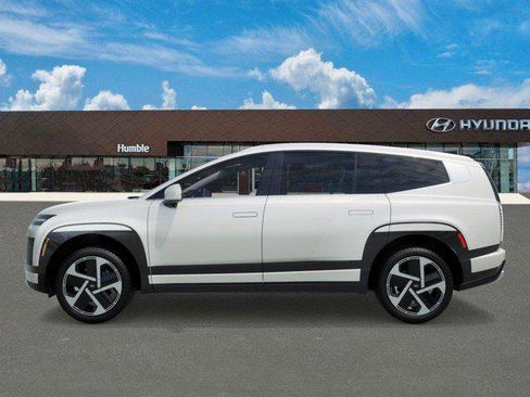 New 2026 Hyundai Ioniq 9 Limited image 3