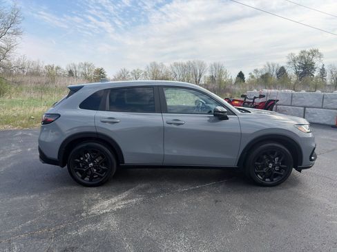 Used 2024 Honda HR-V Sport image 7