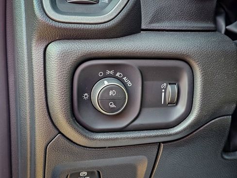 Certified 2024 RAM 1500 Tradesman w/ Night Edition image 13