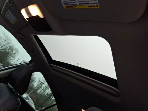 Used 2020 Nissan Altima 2.5 SR w/ Premium Package image 15