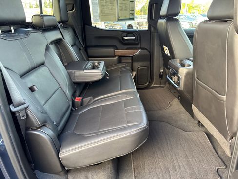 Certified 2021 Chevrolet Silverado 1500 High Country w/ Technology Package image 17