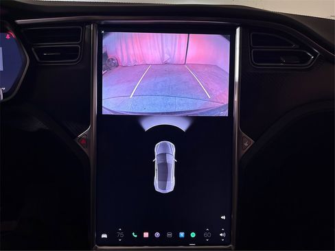 Used 2016 Tesla Model S 70 image 31