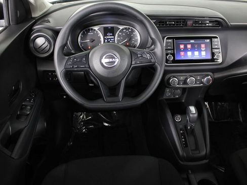 Certified 2025 Nissan Kicks Play S FWD image 7