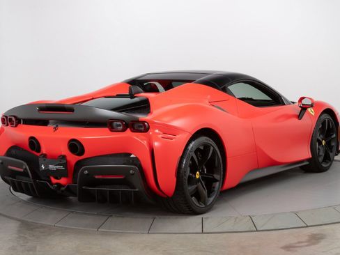 Certified 2022 Ferrari SF90 Spider image 15