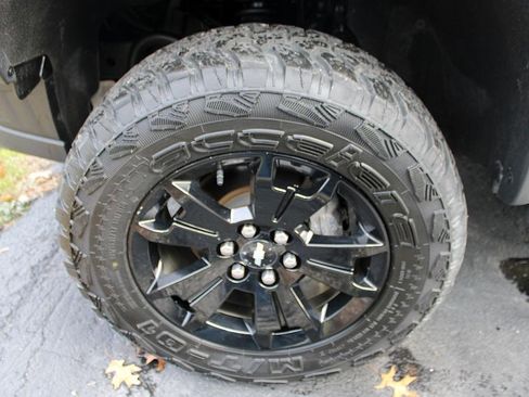 Used 2018 Chevrolet Colorado ZR2 w/ ZR2 Dusk Special Edition image 10