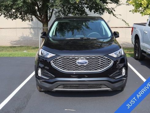 Certified 2024 Ford Edge SEL w/ Convenience Package AWD/4WD image 2