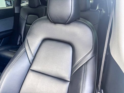 Used 2023 Tesla Model Y Performance image 23