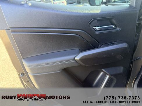 Used 2024 GMC Canyon Elevation w/ Convenience Package image 17