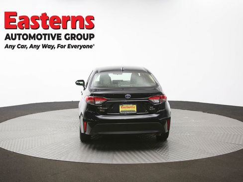 Used 2025 Toyota Corolla LE FWD image 39