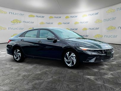 New 2025 Hyundai Elantra Limited
