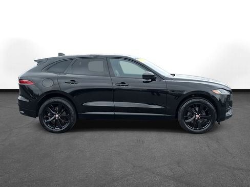 Used 2021 Jaguar F-PACE S image 4