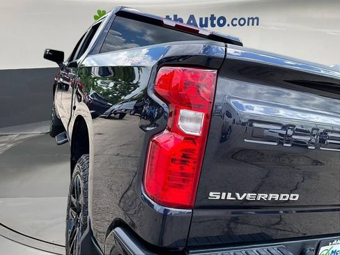 Used 2024 Chevrolet Silverado 1500 Custom Trail Boss AWD/4WD image 26