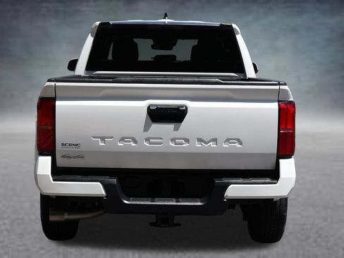 Used 2024 Toyota Tacoma SR5 AWD/4WD image 21