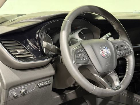 Used 2023 Buick Envision Avenir AWD/4WD image 17