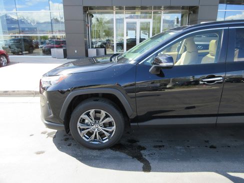 Used 2024 Toyota RAV4 Limited w/ Advanced Technology Package image 2