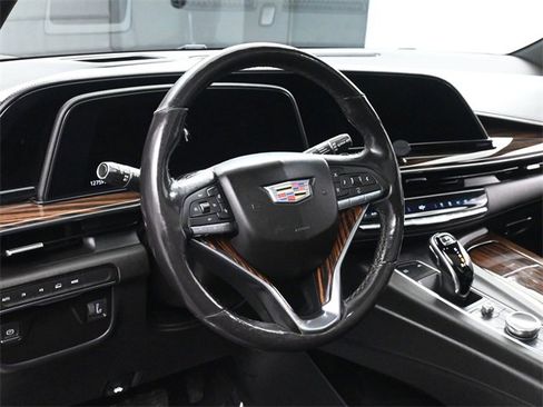 Used 2021 Cadillac Escalade ESV Premium Luxury image 26