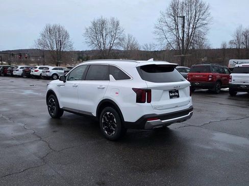 New 2026 Kia Sorento S w/ S Panoramic Sunroof Package image 5